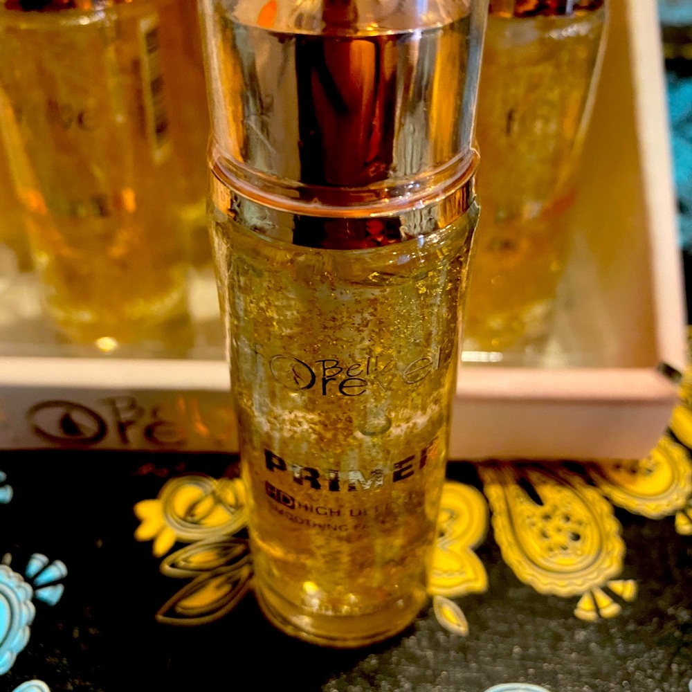 Bella Forever 24k gold primer